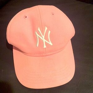 Infant New York Yankees Hat - Pink